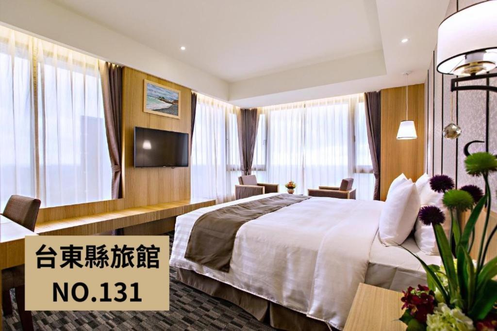 Kaishen Starlight Hotel T'ai-tung Kültér fotó
