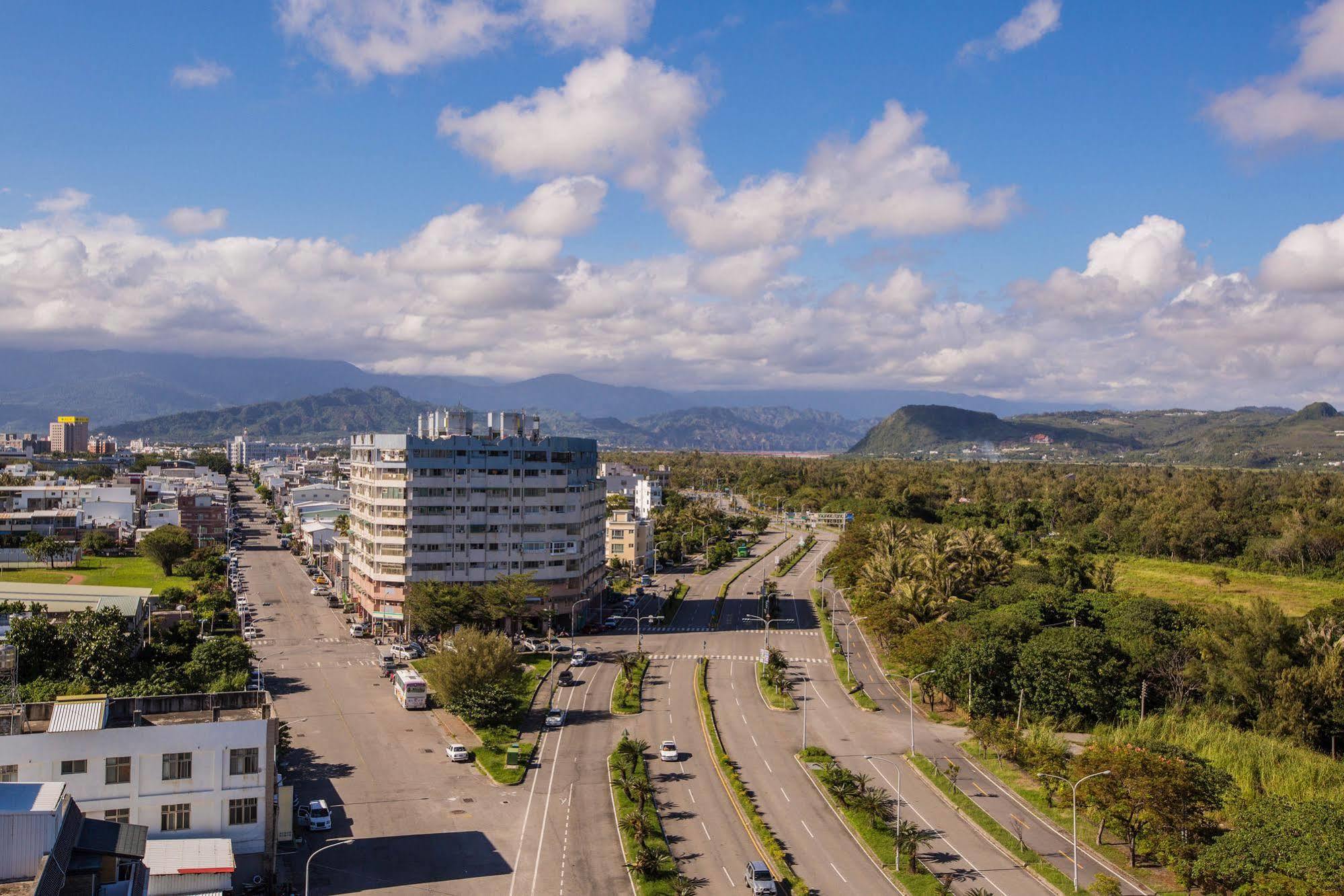 Kaishen Starlight Hotel T'ai-tung Kültér fotó