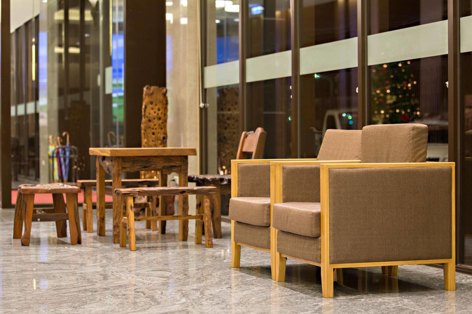Kaishen Starlight Hotel T'ai-tung Kültér fotó