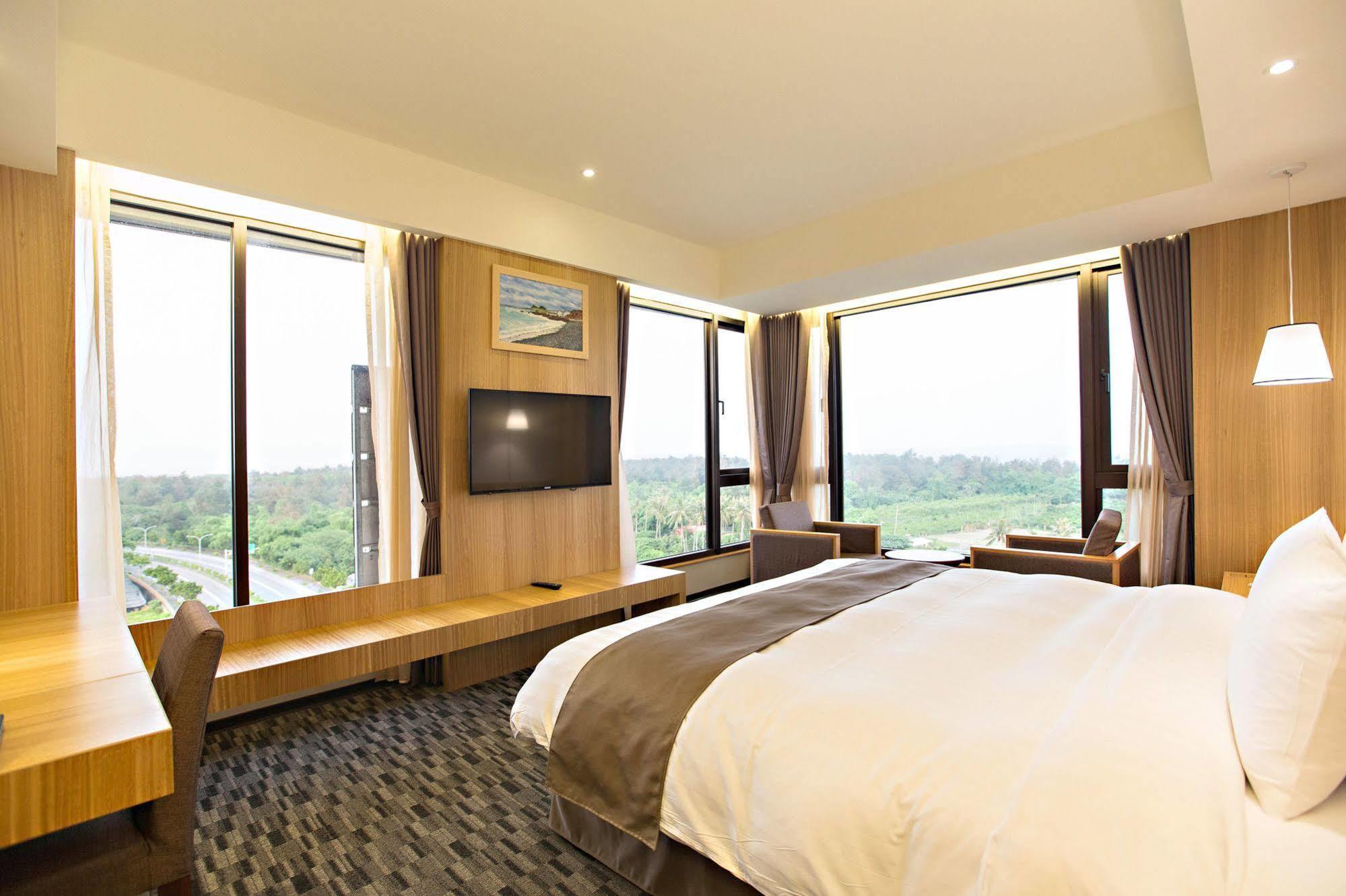 Kaishen Starlight Hotel T'ai-tung Kültér fotó