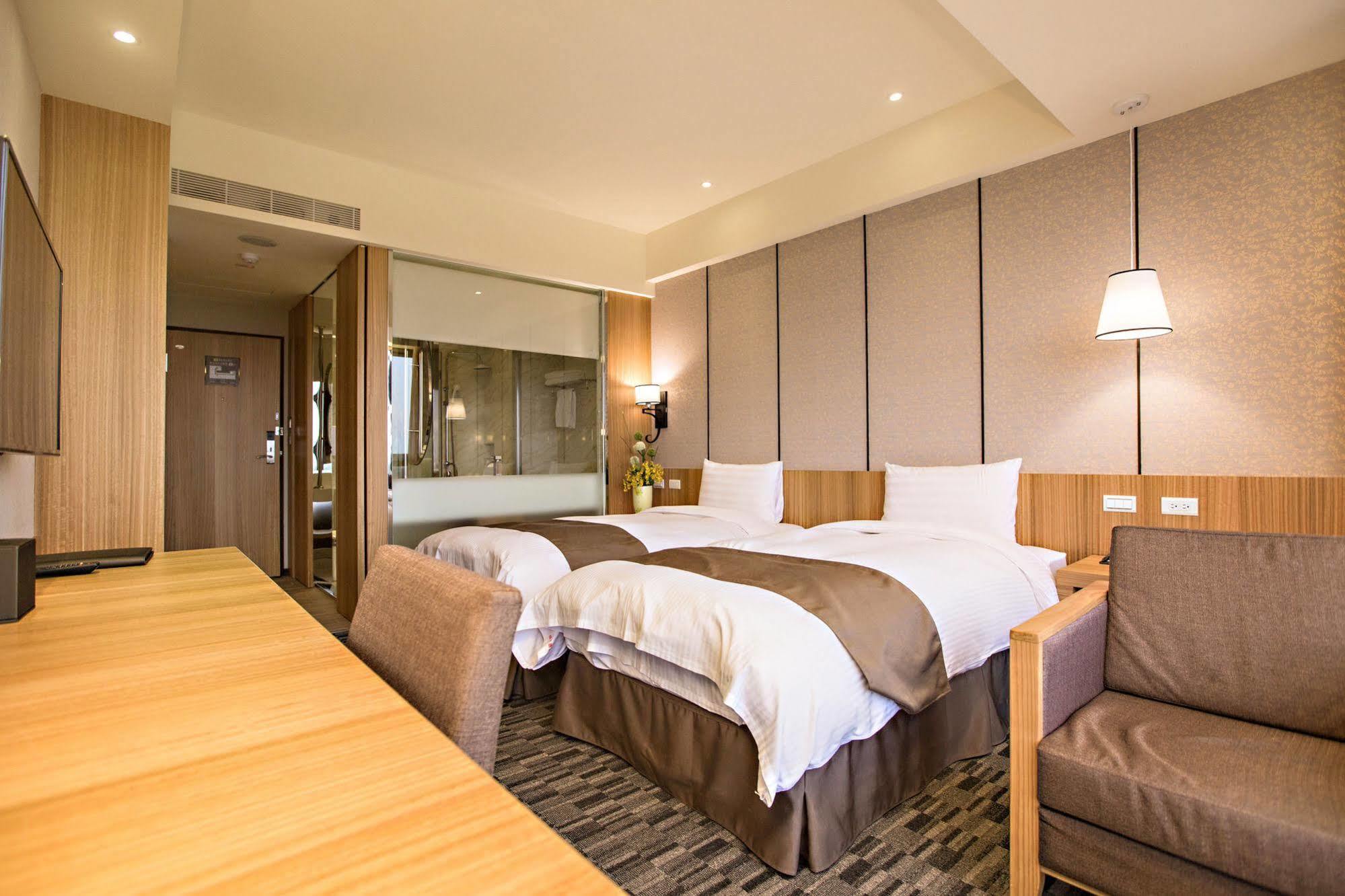 Kaishen Starlight Hotel T'ai-tung Kültér fotó