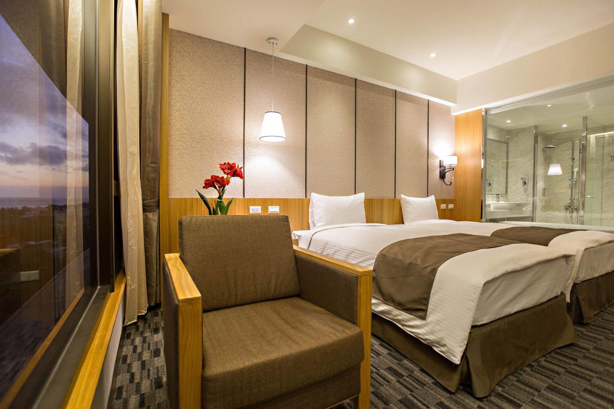 Kaishen Starlight Hotel T'ai-tung Kültér fotó