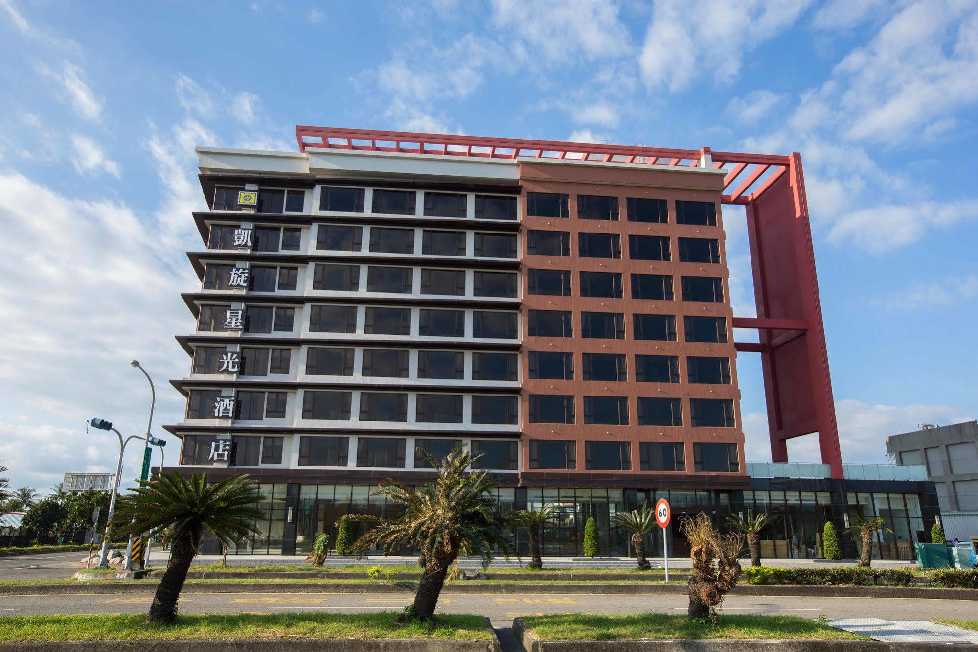Kaishen Starlight Hotel T'ai-tung Kültér fotó